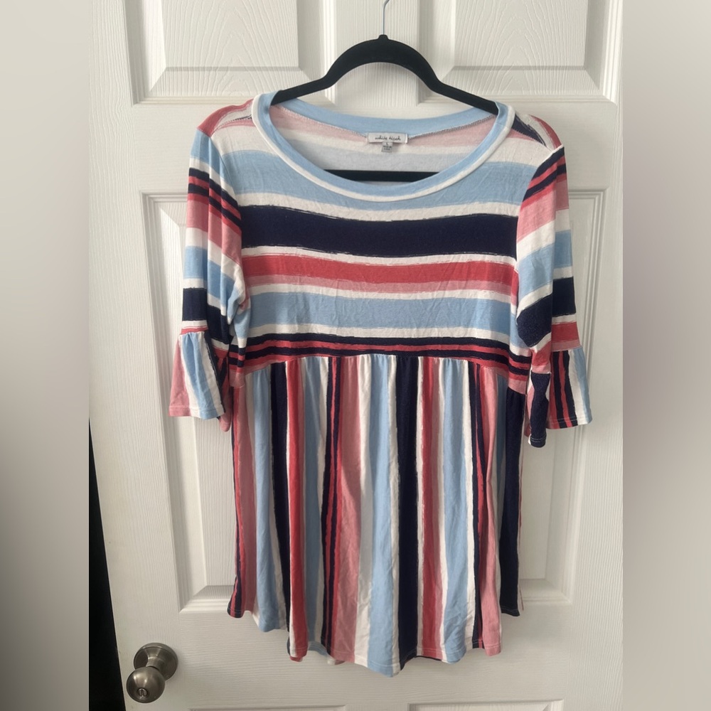 Boutique Top: L